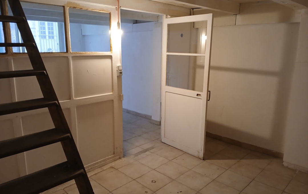 LEOJADE : Local / Bureau | MARSEILLE (13001) | 32 m2 | 110 000 € 