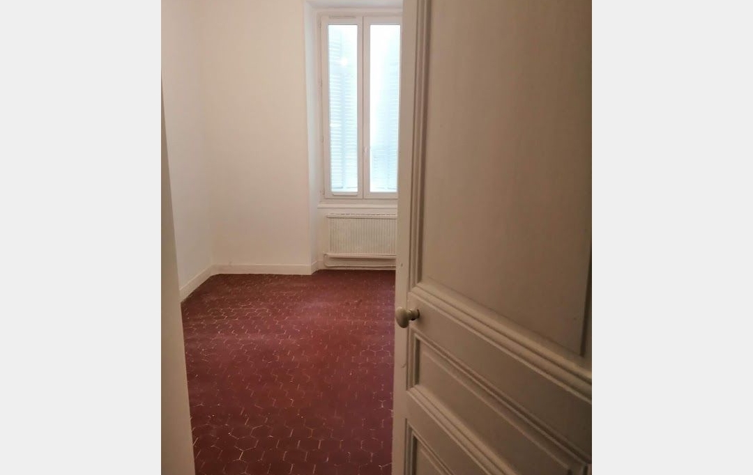 LEOJADE : Appartement | MARSEILLE (13003) | 58 m2 | 136 000 € 