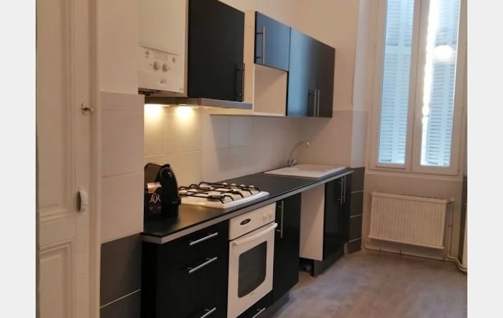 Appartement P3   MARSEILLE  58 m2 136 000 € 